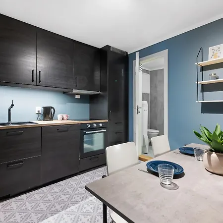 Apartment And Historic 2br - 300m To Bryggen Bergen