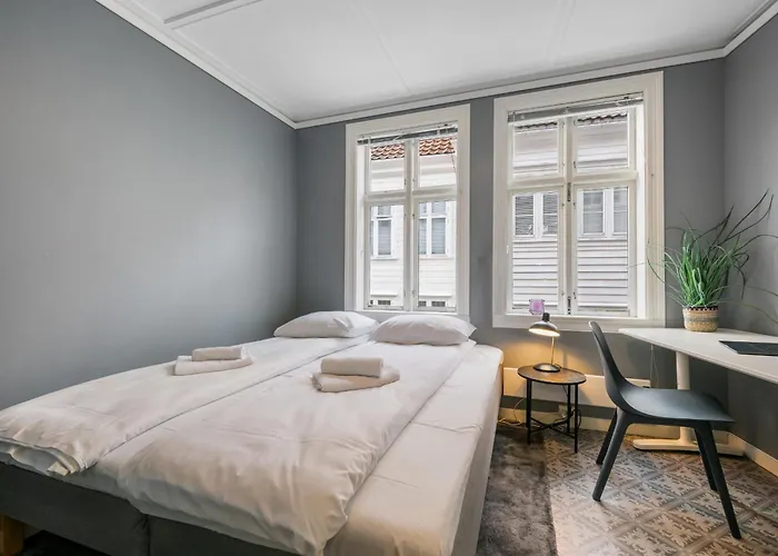 And Historic 2br - 300m To Bryggen